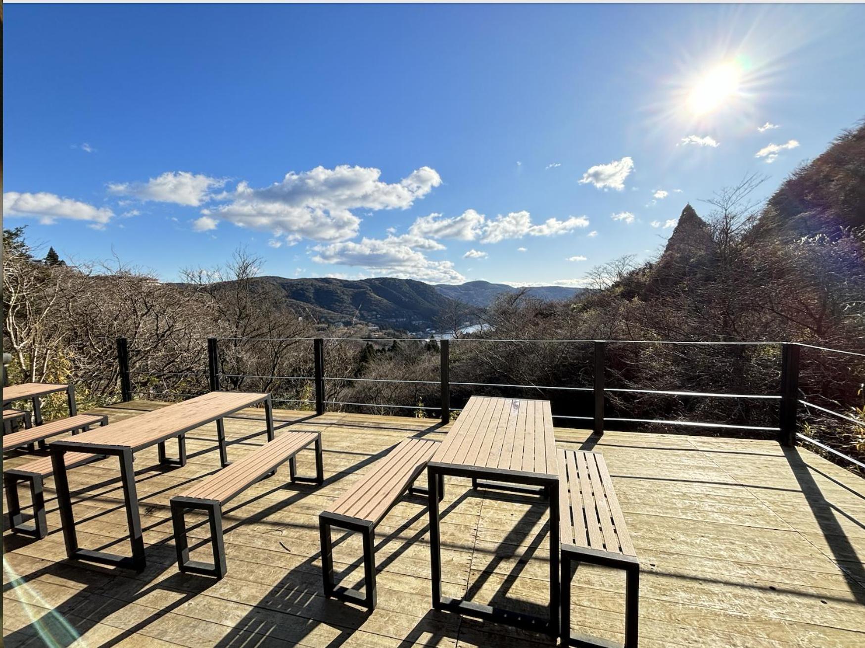 箱根の絶景を一望できる広々とした展望デッキ Bbqに最適な場所 芦ノ湖の全景を一望 花火鑑賞湖水 Hakone